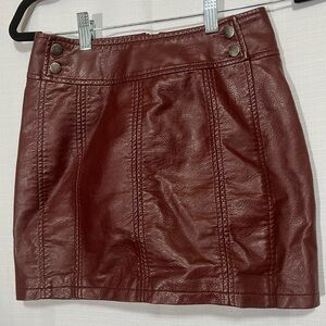 Free people, Size 0, Faux leather skirt, Wine colored